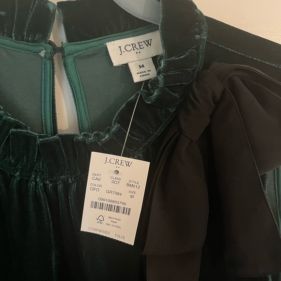 J. Crew Factory Emerald Green Velvet Sleeveless Top with Black Bow NWT - Picture 2 of 5